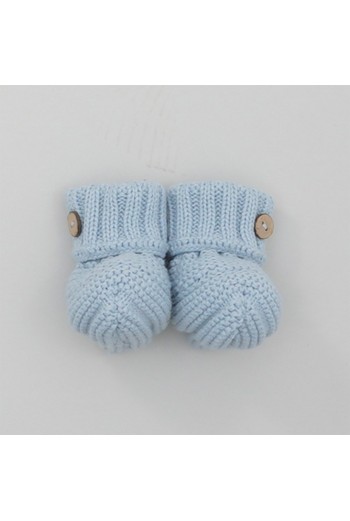 BOTITA UNISEX DE PANGASA BABY, CELESTE EMPOLVADO. PUNTO GRUESO. INVIERNO 25.