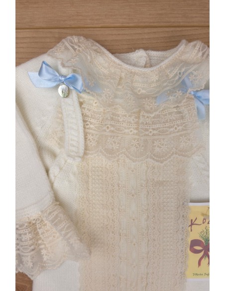 CONJUNTO UNISEX DE PUNTO CRUDO/CELESTE (3 PIEZAS), Y62. KOBEZ. INVIERNO.