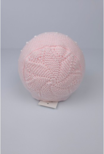 CAPOTA HECHA A MANO DE ARTESANÍA CARMINA, ROSA SUAVE/BLANCO. INVIERNO 26. 2