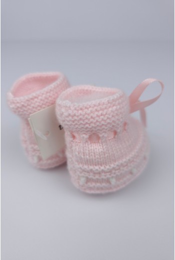 PATUCOS HECHOS A MANO DE ARTESANÍA CARMINA, ROSA SUAVE/BLANCO. INVIERNO 26. 2