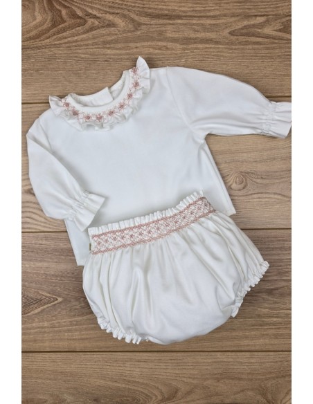 BLUSA VIELLA EN CRUDO CON CUELLO SMOCK ROSA PALO. ARTESANÍA CARMINA. INVIERNO 26.