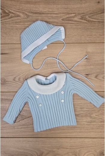 JERSEY Y CAPOTA BORDADOS A MANO DE ARTESANÍA CARMINA, CELESTE/BLANCO. INVIERNO 26.