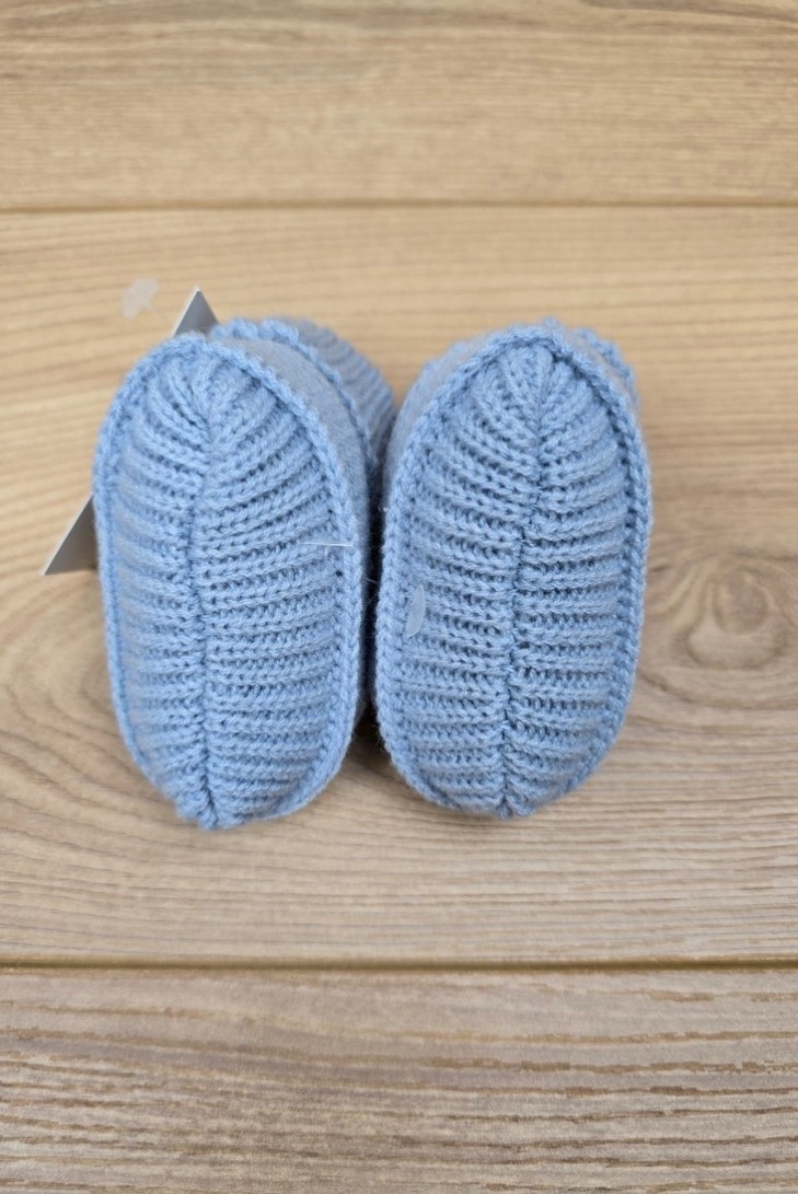 PATUCOS DE ARTESANÍA CARMINA, AZUL INGLÉS. INVIERNO 26.