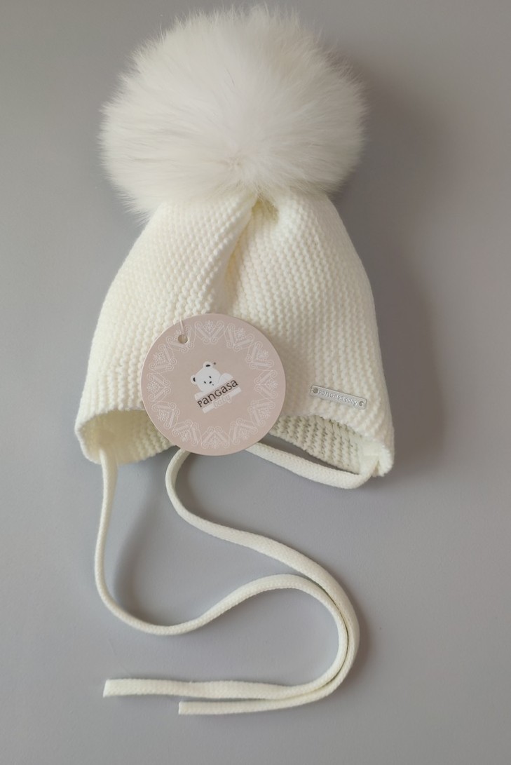 GORRO OREJERO PANGASA POMPÓN NATURAL, MARFIL. INVIERNO 26.