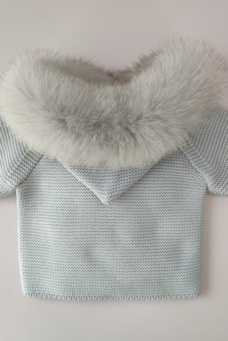 TRENKA LUXURY UNISEX PELO NATURAL DE PANGASA BABY, CELESTE EMPOLVADO. INVIERNO 26.