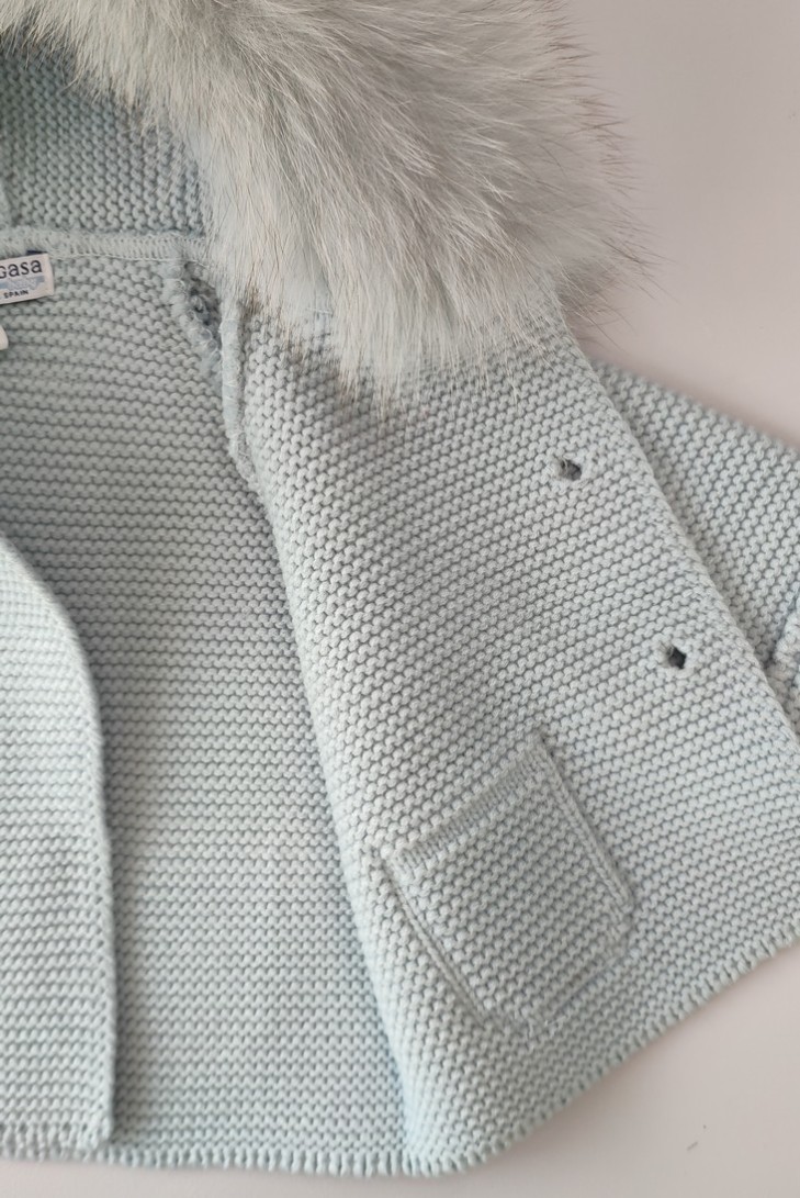 TRENKA LUXURY UNISEX PELO NATURAL DE PANGASA BABY, CELESTE EMPOLVADO. INVIERNO 26.