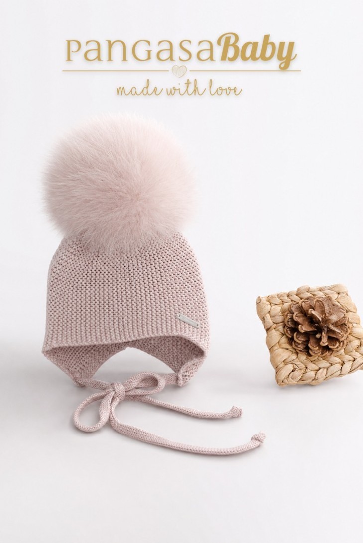GORRO OREJERO PANGASA POMPÓN NATURAL, ROSA VINTAGE. INVIERNO 26.