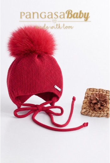 GORRO OREJERO PANGASA POMPÓN NATURAL, CEREZA. INVIERNO 26.