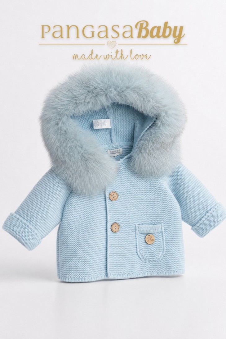 TRENKA LUXURY UNISEX PELO SINTÉTICO DE PANGASA BABY, CELESTE EMPOLVADO. INVIERNO 26.
