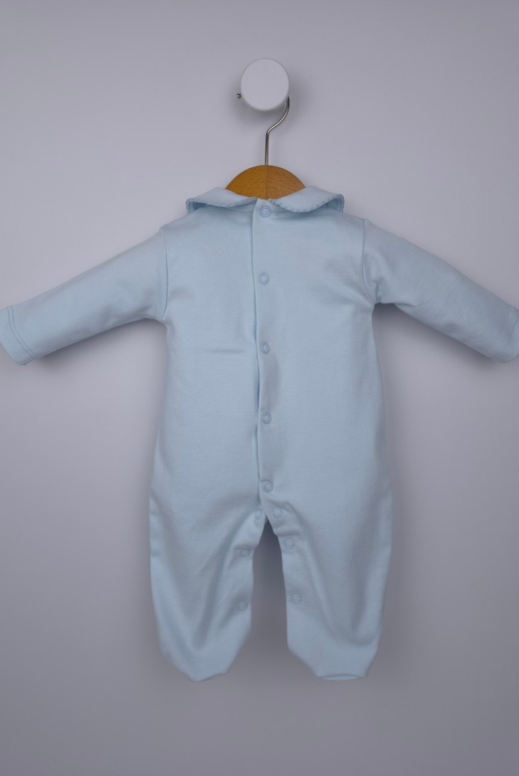 PIJAMA PUNTO SMOCK FLOR, CELESTE. INVIERNO 26.