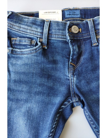 PANTALÓN VAQUERO DE PEPE JEANS.
