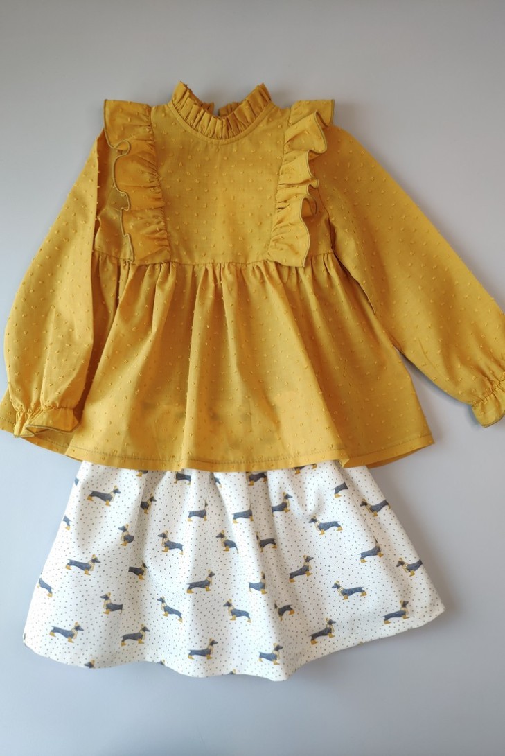 Blusón oro plumeti . KID'S CHOCOLATE.Invierno 2019