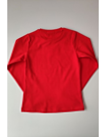 Camiseta roja corazón Y-Clú. Invierno 2019