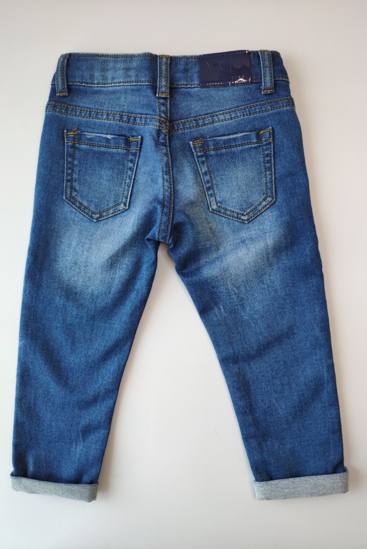 Pantalón vaquero niña de Y-CLÙ. Invierno 2019