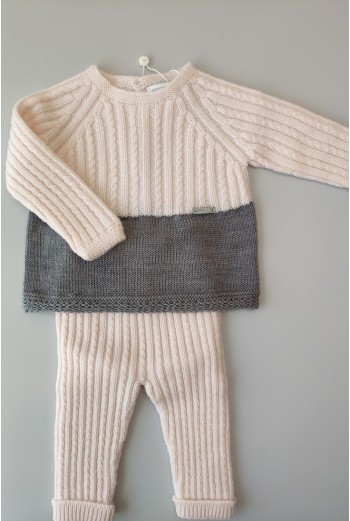 Conjunto jubón y polaina rosa/gris de WEDOBLE. Invierno 2019 2