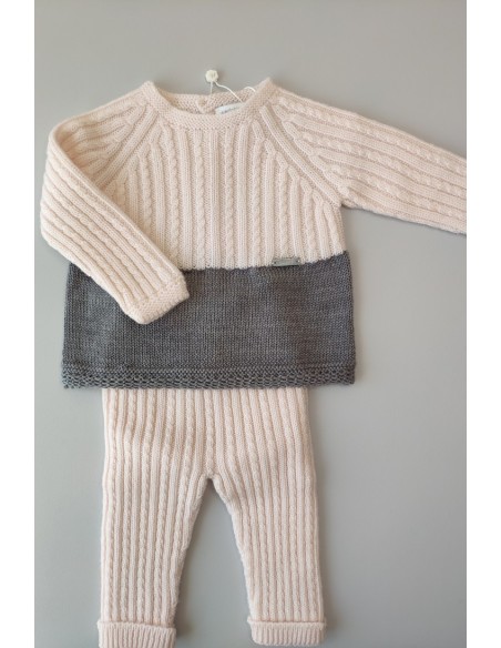 Conjunto jubón y polaina rosa/gris de WEDOBLE. Invierno 2019