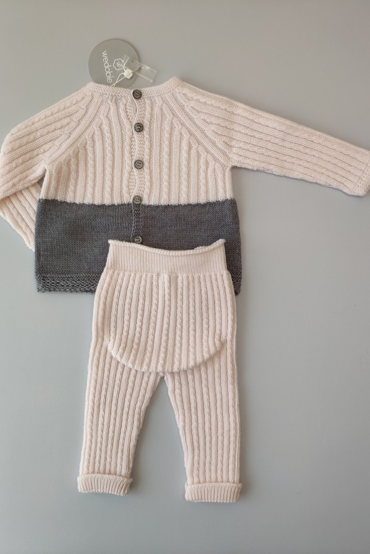 Conjunto jubón y polaina rosa/gris de WEDOBLE. Invierno 2019