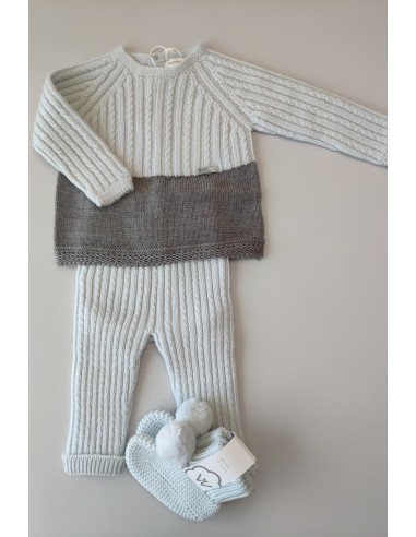 Conjunto jubón y polaina celeste de WEDOBLE. Invierno 2019