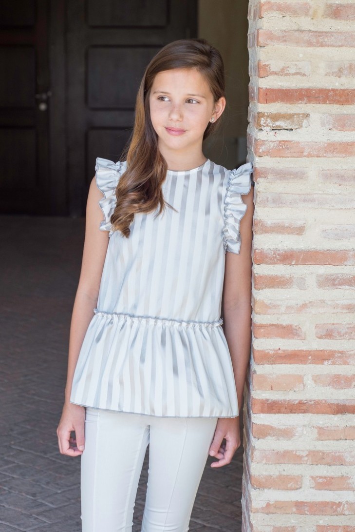 Pantalón pitillo blanco colección Teeneager. Primavera 2020.