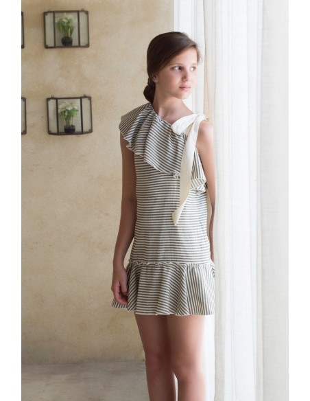 Vestido rayas con lazo hombro colección teeneager. Primavera 2020.
