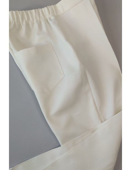 Pantalón pitillo blanco colección Teeneager. Primavera 2020.