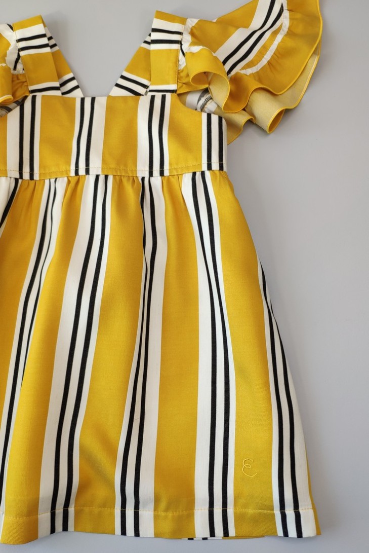 Vestido rayas colección Bee. Primavera 2020.