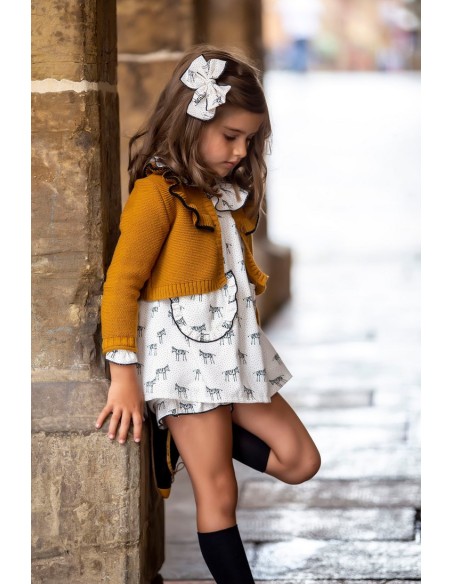 CHAQUETA NIÑA MOSTAZA. KID'S CHOCOLATE.INVIERNO 20