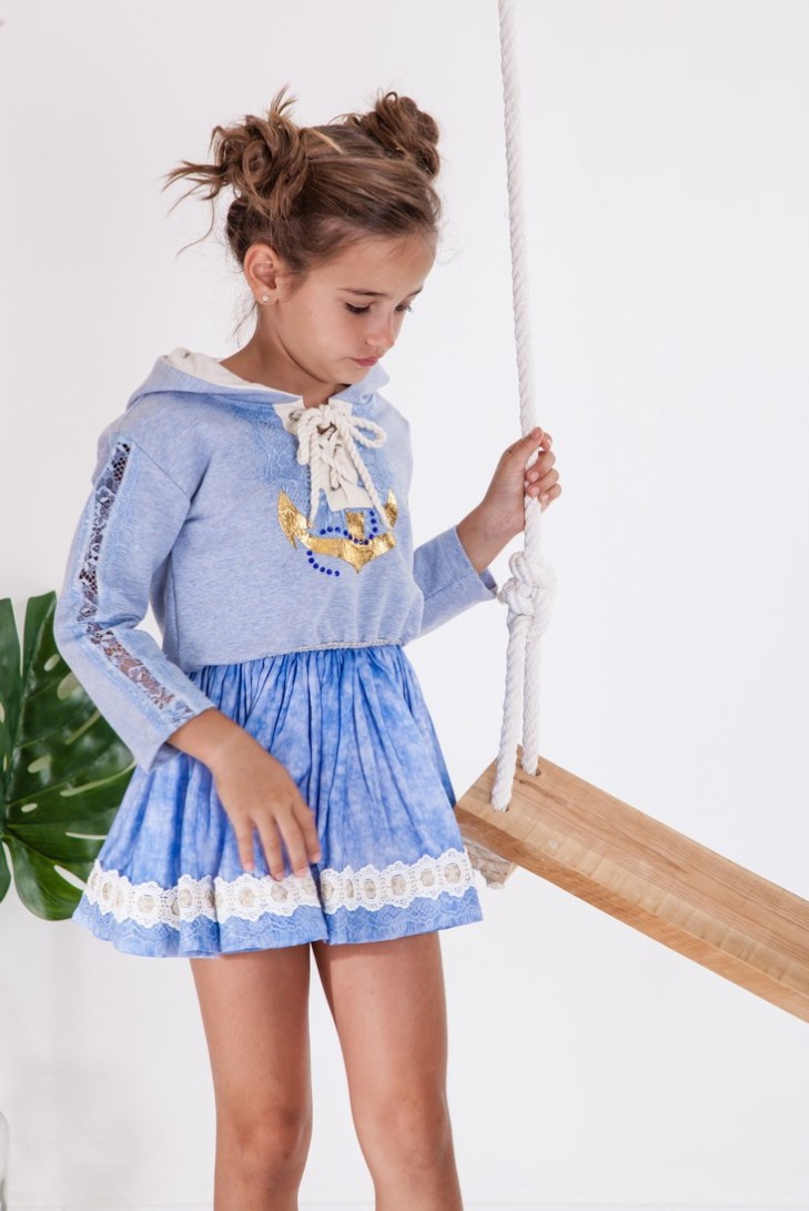SUDADERA NIÑA MENORCA. VERANO 21