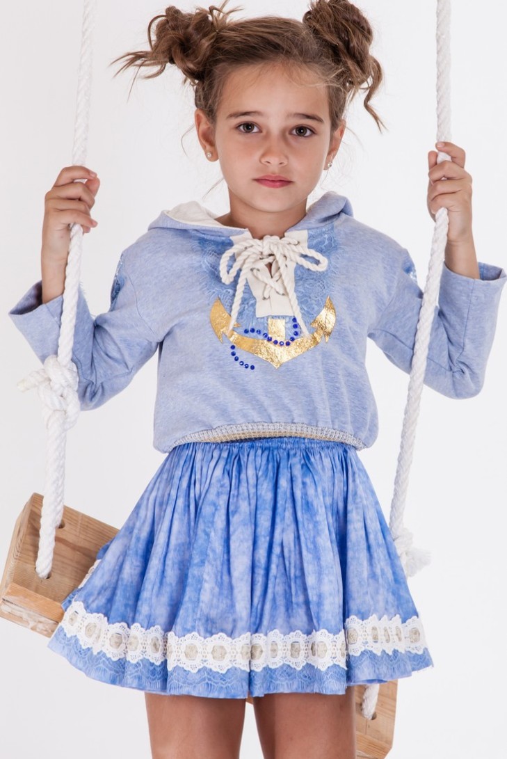SUDADERA NIÑA MENORCA. VERANO 21