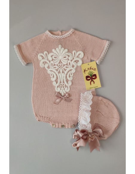 PELELE DE PUNTO UNISEX, ROSA EMPOLVADO. INCLUYE CAPOTA. VERANO
