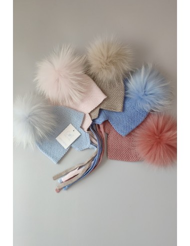 GORRO AVIADOR POMPON PELO NATURAL,CELESTE ITALIANO.INVIERNO 21.