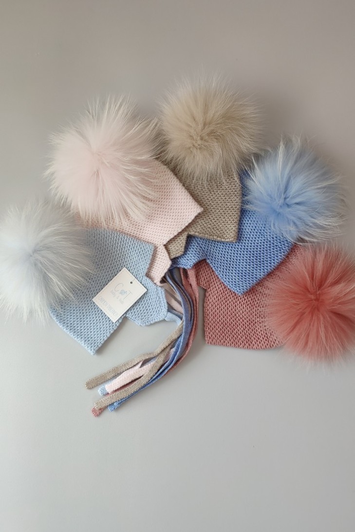 GORRO AVIADOR POMPON PELO NATURAL,ROSA ITALIANO.INVIERNO 21.