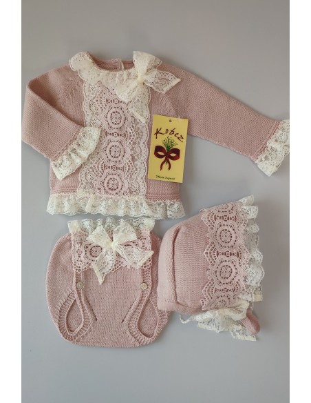 CONJUNTO NIÑA DE PUNTO (3 PIEZAS),ROSA EMPOLVADO. INVIERNO.