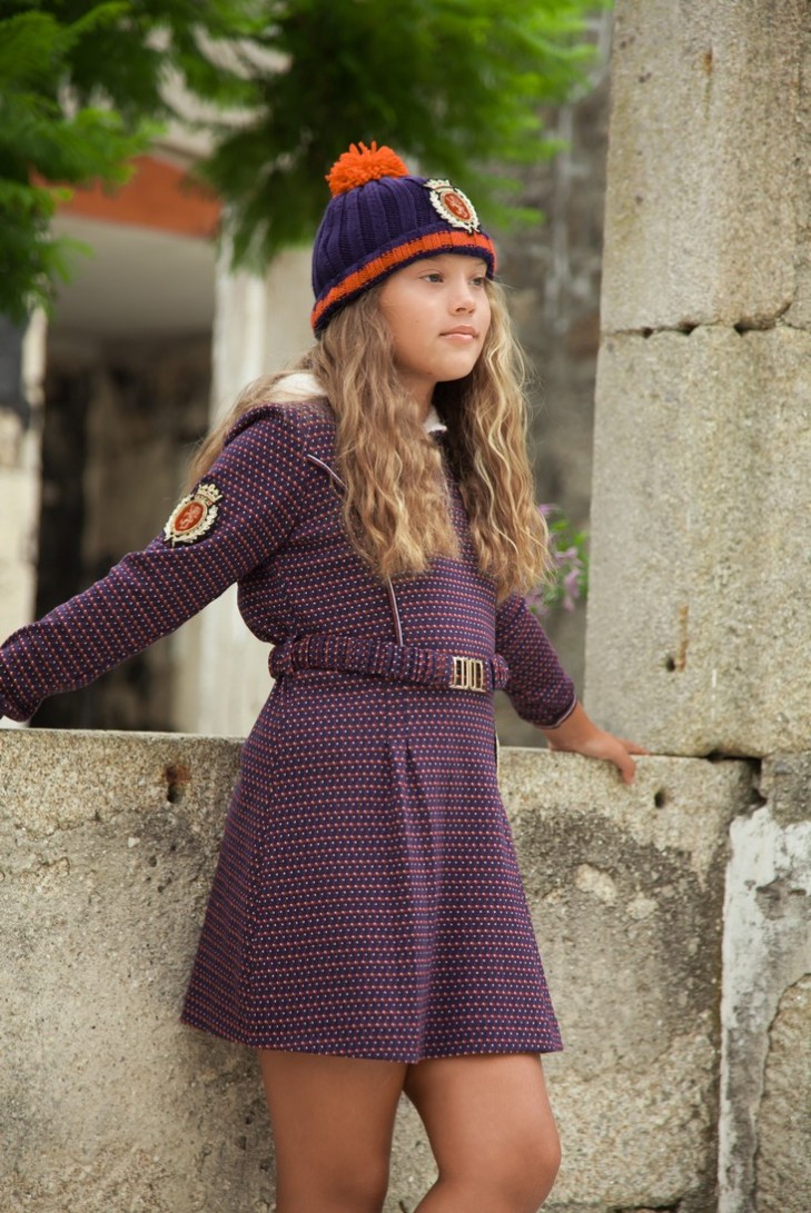 VESTIDO MARINO, PREPPY. INVIERNO 21.