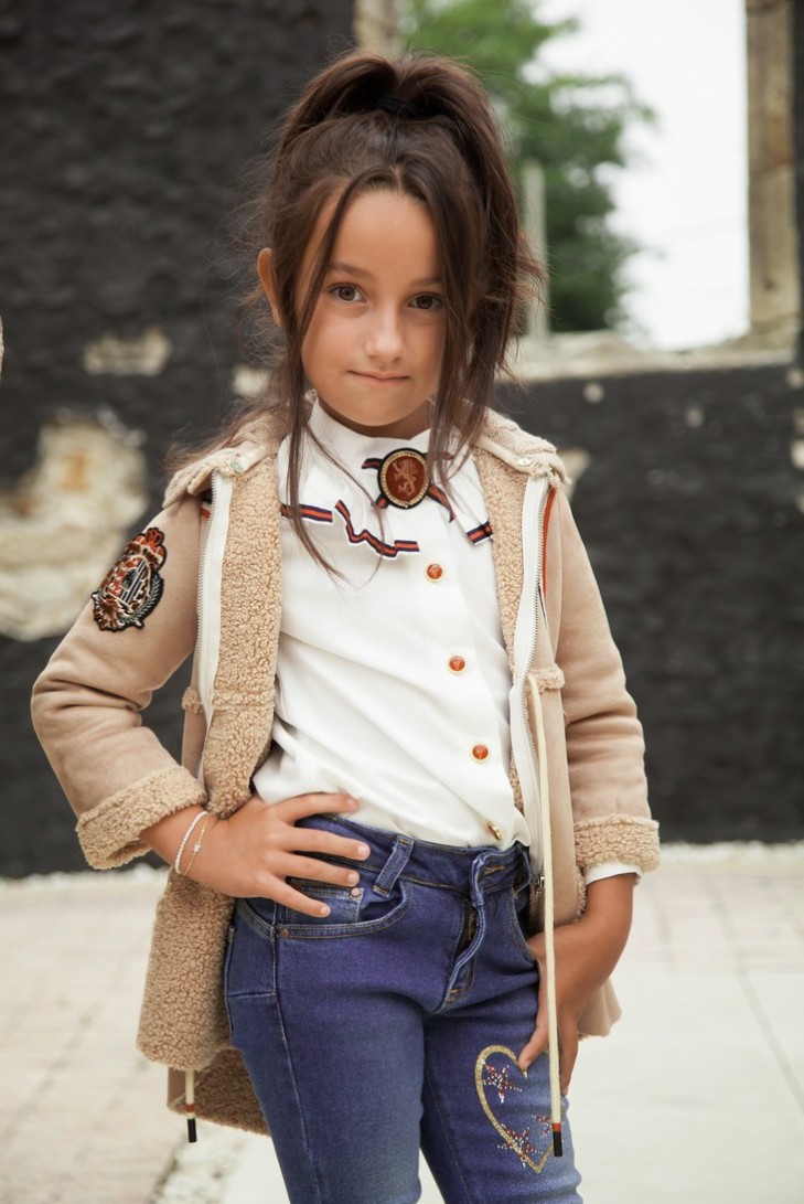 PANTALÓN VAQUERO MARINO, PREPPY. INVIERNO 21.