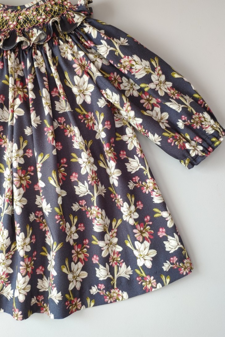 VESTIDO CUELLO NIDO FLORES. INVIERNO 21.
