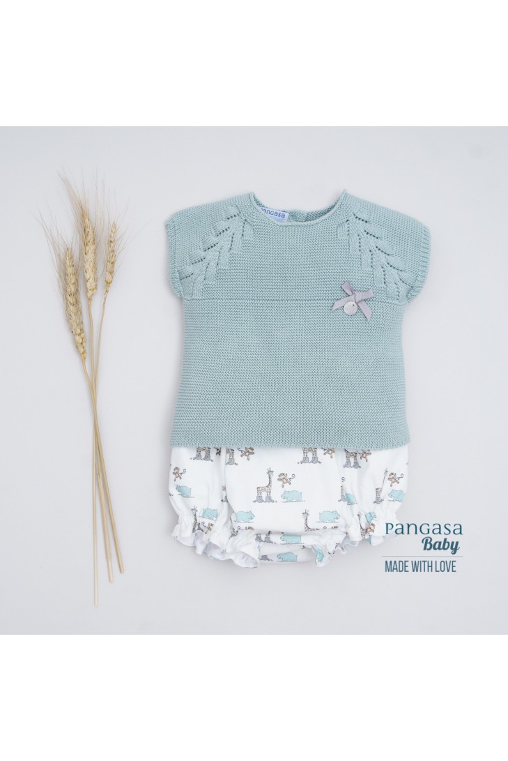 CONJUNTO NIÑA "LITTLE JUNGLE" DE PANGASA BABY, VERDE EMPOLVADO. VERANO 22.