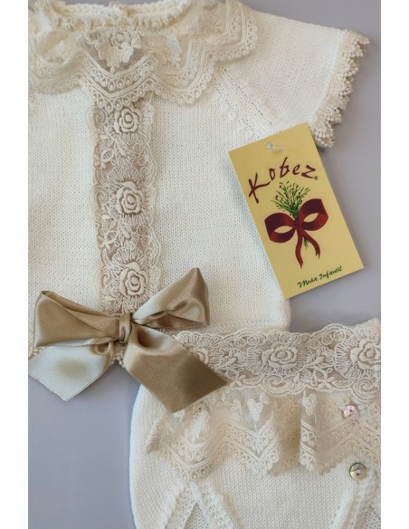 CONJUNTO BEBÉ NIÑA PERLÉ, BLANCO. INCLUYE BRAGA Y CAPOTA. VERANO.