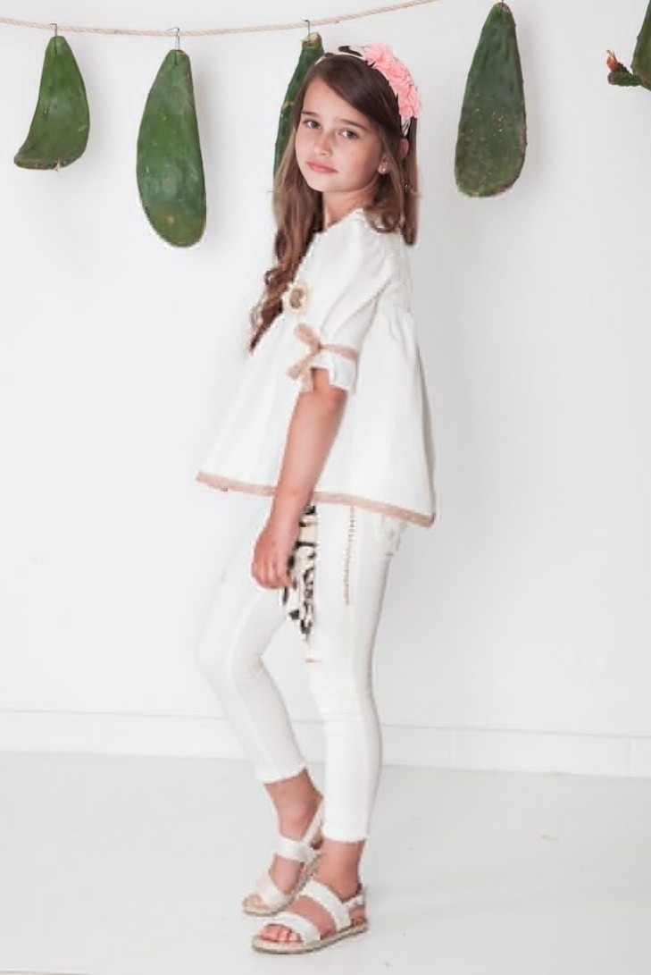 BLUSÓN NIÑA BEIGE, SAUVAGE. VERANO 22.