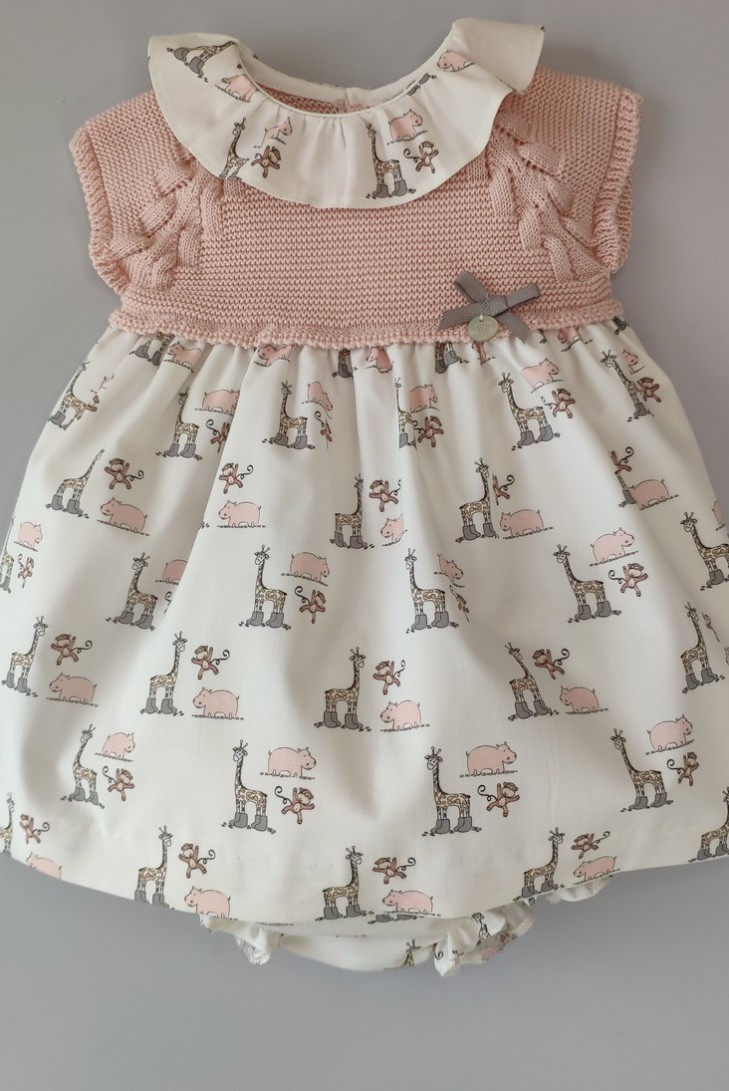 VESTIDO CON BRAGUITA "LITTLE JUNGLE" DE PANGASA BABY, ROSA EMPOLVADO. VERANO 22.
