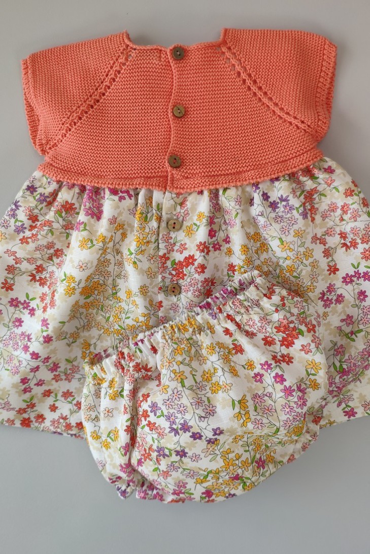 VESTIDO CON BRAGUITA "SWEET OLIVE" DE PANGASA BABY, CORAL. VERANO 22.