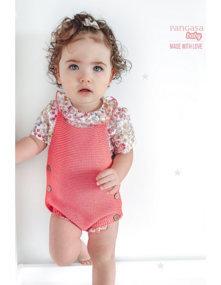 CONJUNTO PETO NIÑA "SWEET OLIVE" DE PANGASA BABY, CORAL. VERANO 22.