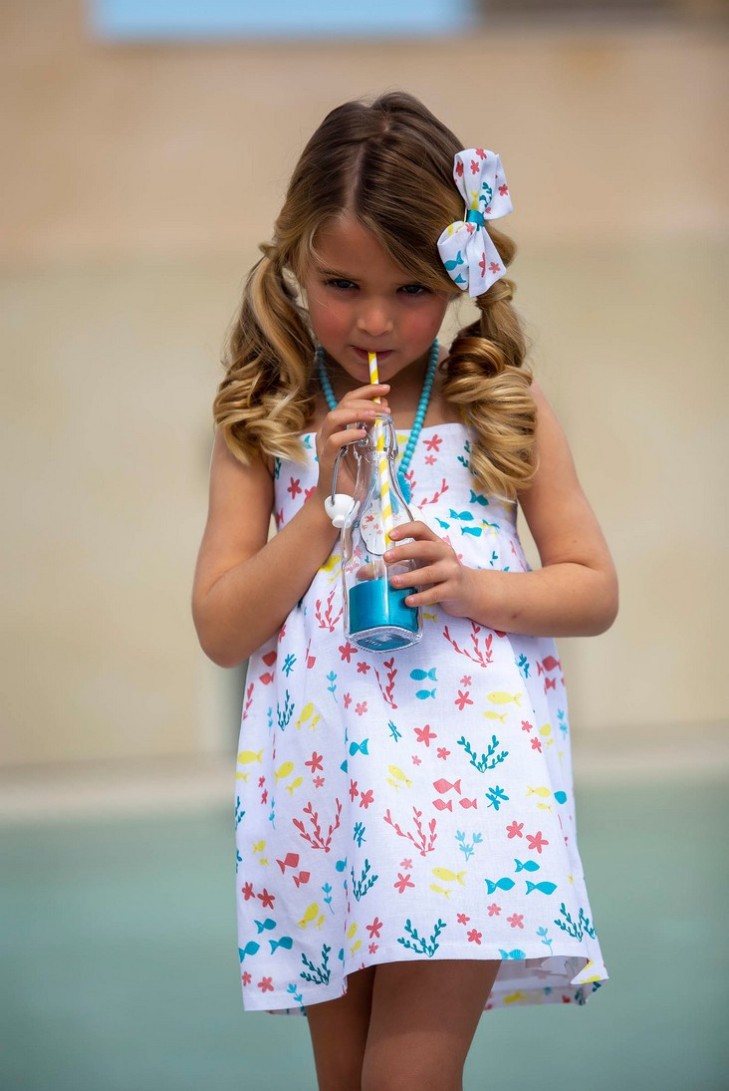 VESTIDO CON PUNTILLAS  PECES. KIDS CHOCOLATE.VERANO 22.