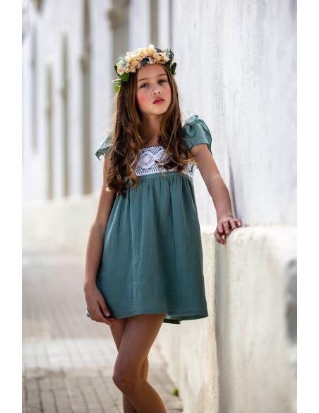 VESTIDO BÁMBULA GANCHILLO, TECKEL. KIDS CHOCOLATE.VERANO 22.