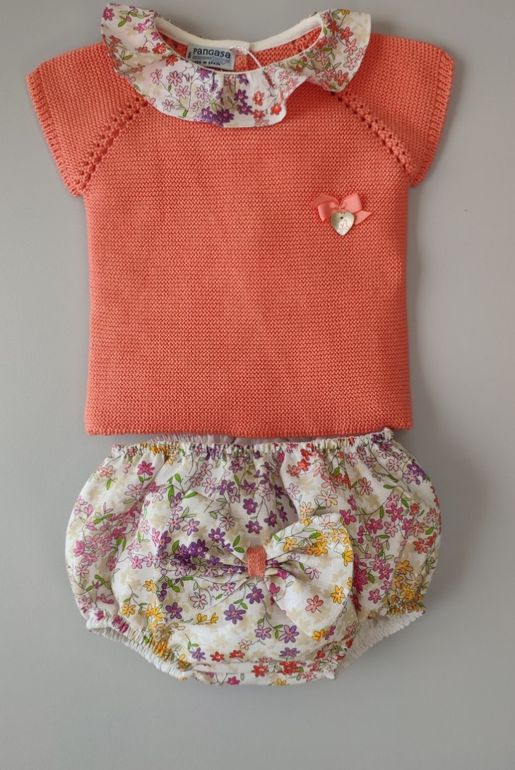 CONJUNTO NIÑA "SWEET OLIVE" DE PANGASA BABY, CORAL. VERANO 22.