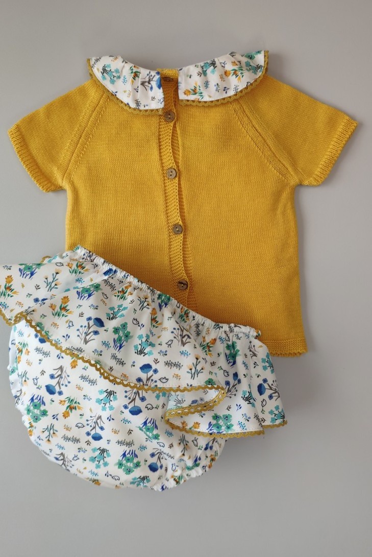 CONJUNTO NIÑA "SPRING LOVER" DE PANGASA BABY, MOSTAZA. VERANO 22.