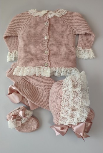 CONJUNTO UNISEX DE PUNTO (4 PIEZAS), ROSA EMPOLVADO. INVIERNO. 2