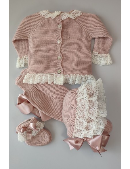 CONJUNTO UNISEX DE PUNTO (4 PIEZAS), ROSA EMPOLVADO. INVIERNO.