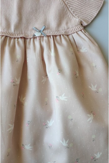 VESTIDO BEBÉ NIÑA ESTAMPADO PALOMAS COLOR ROSA MEDIO DE WEDOBLE. 2