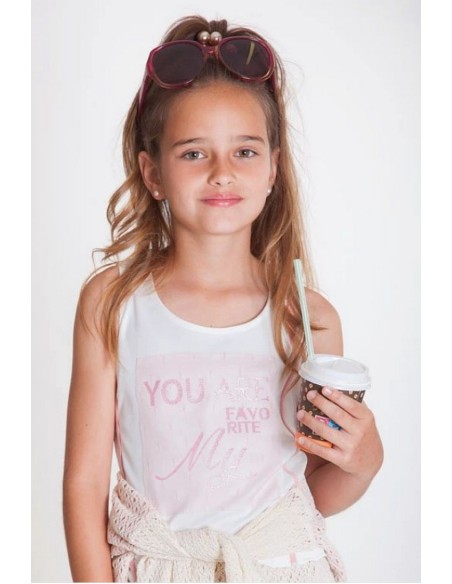 CAMISETA NIÑA BEIGE, VINTAGE. VERANO 23.